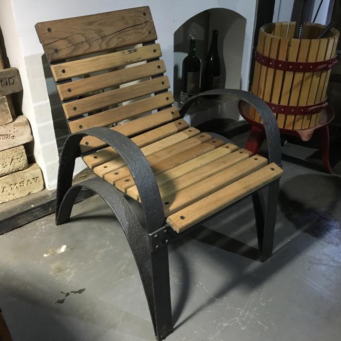 BARREL ARMCHAIR