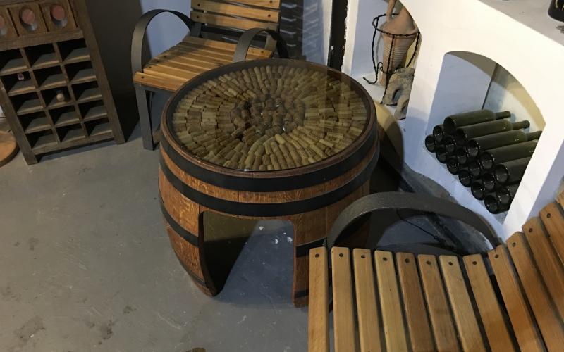 BARREL TABLE