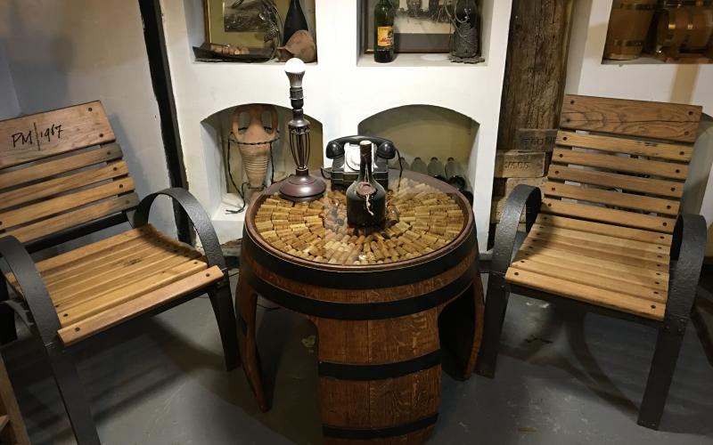 BARREL TABLE