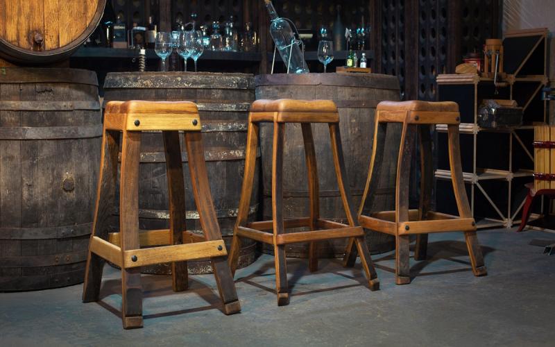 BAR CHAIR