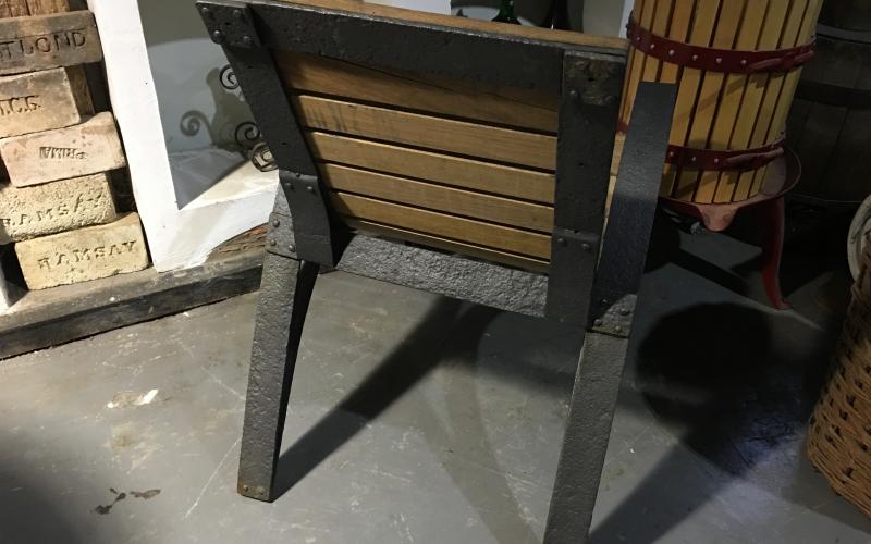 BARREL ARMCHAIR