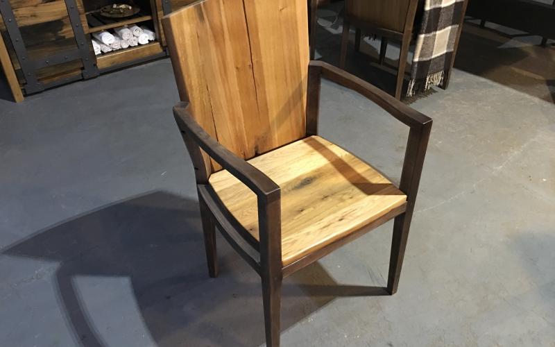 OAK CHAIR