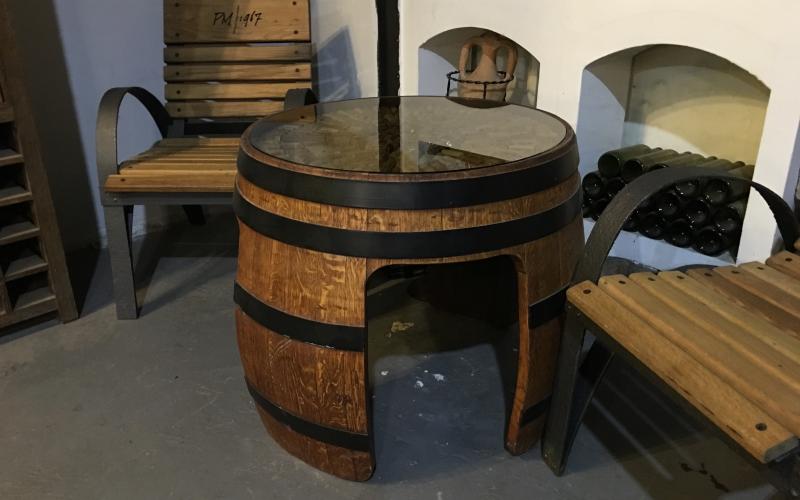 BARREL TABLE
